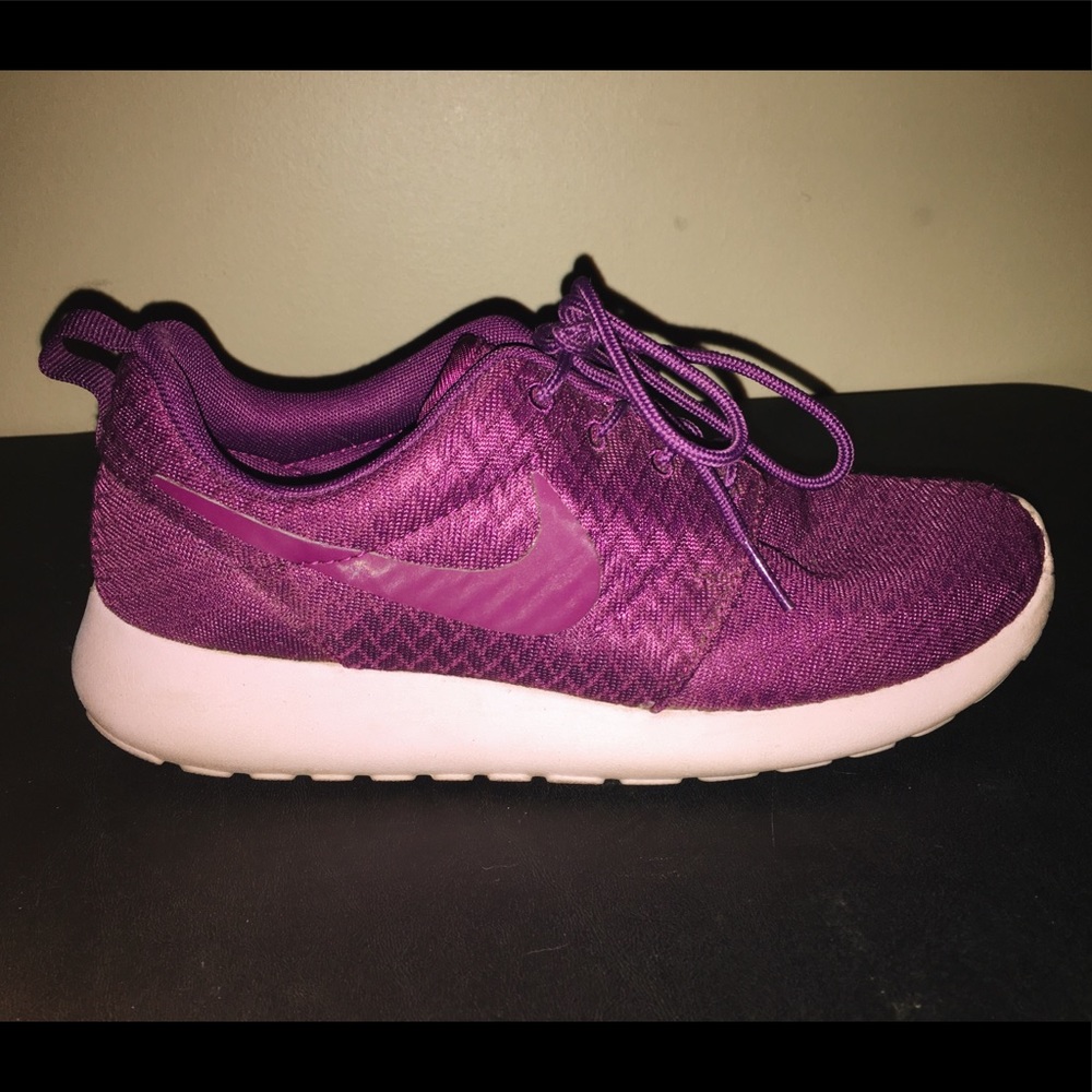 Nike Size 8 Purple Lifestyle Sneakers